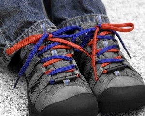 Tips for Teaching Kids to Tie Shoes